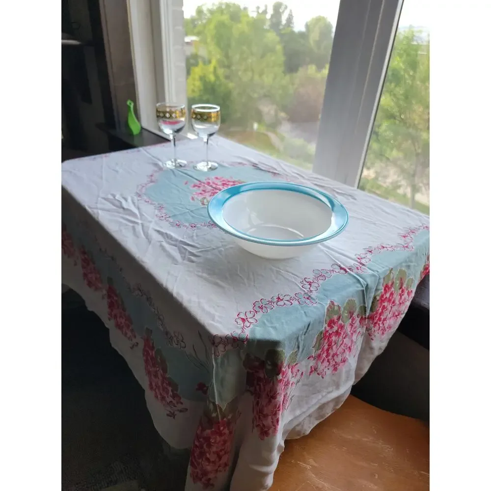 Vintage 1950's Farmhouse Cotton Tablecloth